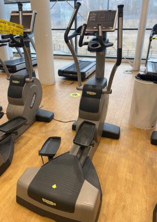 Technogym Excite 700 Wave Cross Trainer