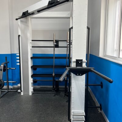 Queenax Corner Rig | Trade Gym Solutions